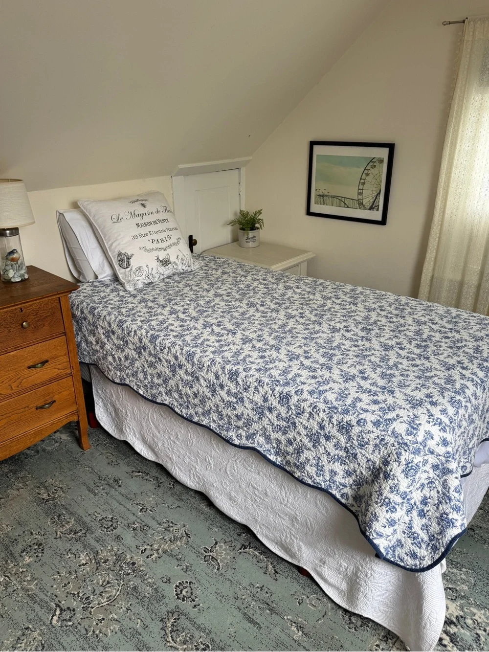 Quilted Reversible Coverlet